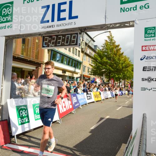 20.09.2026 - PSD Bank Halbmarathon LAZAROV Photography http://msf.ph/oto/10556979 20.09.2026 12:23:08 Ziel 1295, 2337, 2746, 2916, 4202, 4271, 4284 meine-sportfotos.de