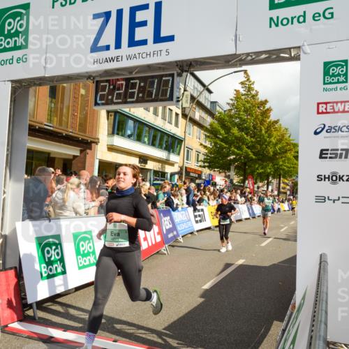 20.09.2026 - PSD Bank Halbmarathon LAZAROV Photography http://msf.ph/oto/10557006 20.09.2026 12:23:16 Ziel 2193, 2746, 2916, 4271, 4284, 4667 meine-sportfotos.de