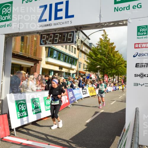 20.09.2026 - PSD Bank Halbmarathon LAZAROV Photography http://msf.ph/oto/10557013 20.09.2026 12:23:18 Ziel 2193, 2746, 2916, 4271, 4284, 4628, 4667 meine-sportfotos.de