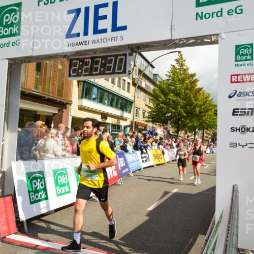 20.09.2026 - PSD Bank Halbmarathon LAZAROV Photography http://msf.ph/oto/10557054 20.09.2026 12:23:30 Ziel 1324, 1884, 2384, 2624, 3650, 3807, 3978, 4517, 4628, 4667 meine-sportfotos.de
