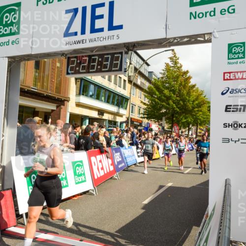 20.09.2026 - PSD Bank Halbmarathon LAZAROV Photography http://msf.ph/oto/10557062 20.09.2026 12:23:32 Ziel 1324, 1884, 1917, 1918, 2384, 2624, 3650, 3807, 3978, 4517, 4628, 4667 meine-sportfotos.de