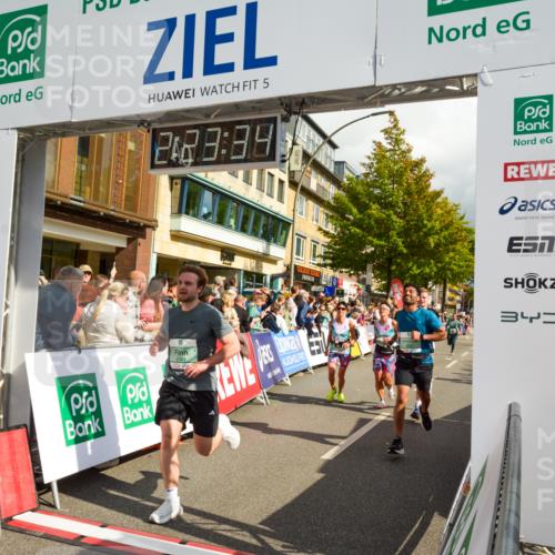 20.09.2026 - PSD Bank Halbmarathon LAZAROV Photography http://msf.ph/oto/10557068 20.09.2026 12:23:33 Ziel 1324, 1884, 1917, 1918, 2384, 2624, 3595, 3650, 3807, 3978, 4517, 4628, 4667 meine-sportfotos.de