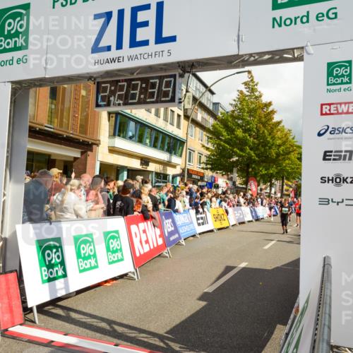 20.09.2026 - PSD Bank Halbmarathon LAZAROV Photography http://msf.ph/oto/10557086 20.09.2026 12:23:39 Ziel 1513, 1884, 1917, 1918, 2384, 2414, 2483, 2624, 3595, 3650, 3978, 4517 meine-sportfotos.de