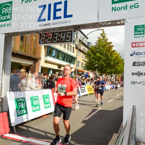 20.09.2026 - PSD Bank Halbmarathon LAZAROV Photography http://msf.ph/oto/10557106 20.09.2026 12:23:45 Ziel 1136, 1513, 1917, 1918, 1987, 2150, 2257, 2414, 2483, 2897, 3595 meine-sportfotos.de