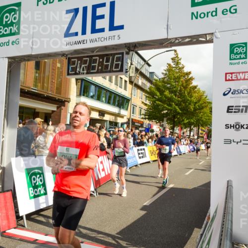 20.09.2026 - PSD Bank Halbmarathon LAZAROV Photography http://msf.ph/oto/10557108 20.09.2026 12:23:45 Ziel 1136, 1513, 1917, 1918, 1987, 2150, 2257, 2414, 2483, 2897, 3595 meine-sportfotos.de