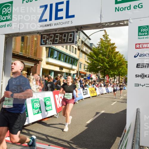 20.09.2026 - PSD Bank Halbmarathon LAZAROV Photography http://msf.ph/oto/10557116 20.09.2026 12:23:47 Ziel 1136, 1513, 1917, 1918, 1987, 2150, 2257, 2414, 2483, 2897, 3595 meine-sportfotos.de