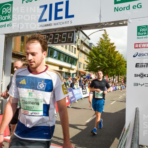 20.09.2026 - PSD Bank Halbmarathon LAZAROV Photography http://msf.ph/oto/10557139 20.09.2026 12:23:54 Ziel 1136, 1811, 1913, 1987, 2150, 2257, 2414, 2889, 2897, 3534, 3830 meine-sportfotos.de