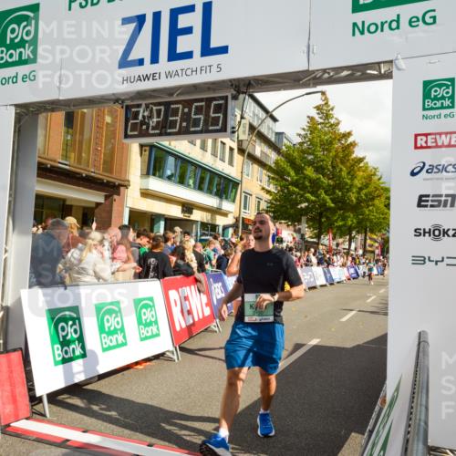 20.09.2026 - PSD Bank Halbmarathon LAZAROV Photography http://msf.ph/oto/10557141 20.09.2026 12:23:54 Ziel 1136, 1811, 1913, 1987, 2150, 2257, 2414, 2889, 2897, 3534, 3830 meine-sportfotos.de