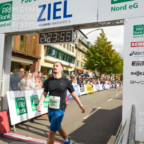 20.09.2026 - PSD Bank Halbmarathon LAZAROV Photography http://msf.ph/oto/10557143 20.09.2026 12:23:55 Ziel 1136, 1811, 1913, 1987, 2150, 2257, 2889, 2897, 3534, 3830 meine-sportfotos.de