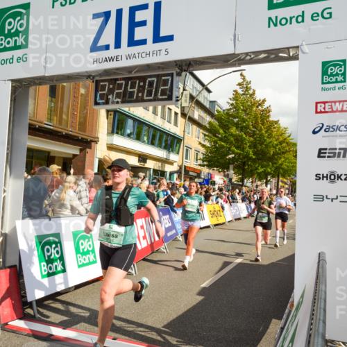 20.09.2026 - PSD Bank Halbmarathon LAZAROV Photography http://msf.ph/oto/10557161 20.09.2026 12:24:01 Ziel 1136, 1811, 1913, 2150, 2889, 3534, 3830 meine-sportfotos.de
