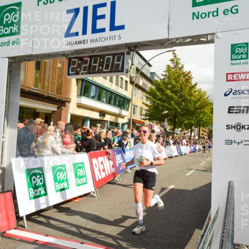 20.09.2026 - PSD Bank Halbmarathon LAZAROV Photography http://msf.ph/oto/10557167 20.09.2026 12:24:04 Ziel 1578, 1608, 1811, 1913, 2112, 2889, 3534, 3830 meine-sportfotos.de