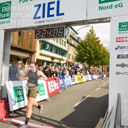 20.09.2026 - PSD Bank Halbmarathon LAZAROV Photography http://msf.ph/oto/10557171 20.09.2026 12:24:05 Ziel 1578, 1608, 1811, 1913, 2112, 2664, 2889, 3534, 3830 meine-sportfotos.de
