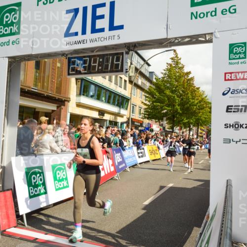 20.09.2026 - PSD Bank Halbmarathon LAZAROV Photography http://msf.ph/oto/10557199 20.09.2026 12:24:13 Ziel 1423, 1578, 1608, 1734, 2112, 2664, 2679, 2960, 4727 meine-sportfotos.de