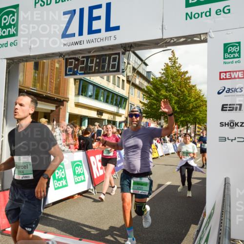 20.09.2026 - PSD Bank Halbmarathon LAZAROV Photography http://msf.ph/oto/10557215 20.09.2026 12:24:18 Ziel 1423, 1573, 1578, 1608, 1734, 1794, 2107, 2112, 2664, 2679, 2960, 4727 meine-sportfotos.de
