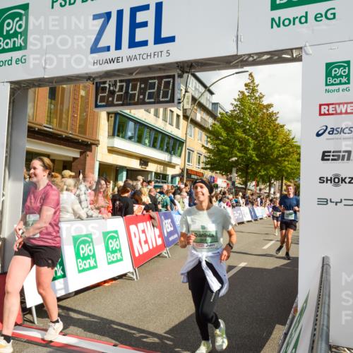 20.09.2026 - PSD Bank Halbmarathon LAZAROV Photography http://msf.ph/oto/10557217 20.09.2026 12:24:19 Ziel 1423, 1573, 1578, 1608, 1734, 1794, 2107, 2112, 2664, 2679, 2960, 3517, 4727 meine-sportfotos.de