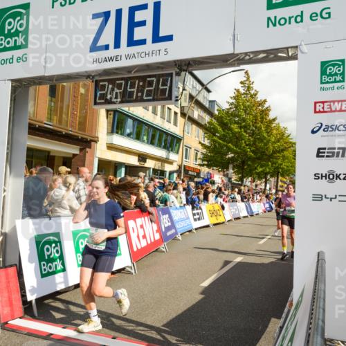 20.09.2026 - PSD Bank Halbmarathon LAZAROV Photography http://msf.ph/oto/10557235 20.09.2026 12:24:23 Ziel 1423, 1573, 1734, 1794, 2107, 2664, 2679, 2960, 3517, 4727 meine-sportfotos.de