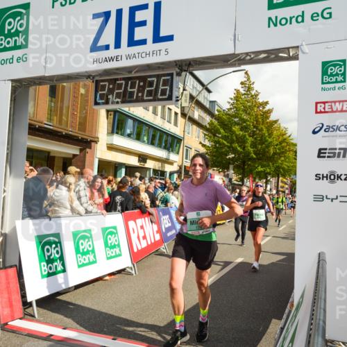 20.09.2026 - PSD Bank Halbmarathon LAZAROV Photography http://msf.ph/oto/10557243 20.09.2026 12:24:26 Ziel 1573, 1734, 1794, 1832, 2107, 2960, 3517, 4713 meine-sportfotos.de