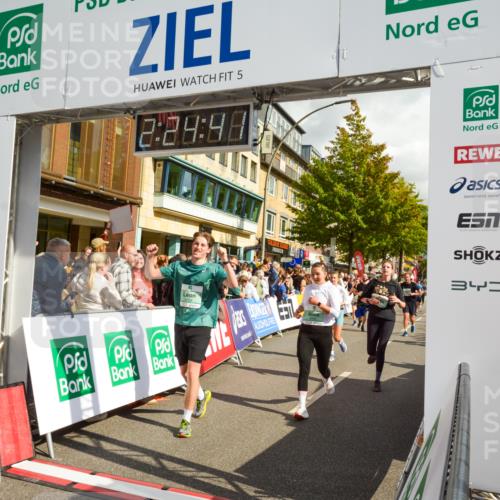 20.09.2026 - PSD Bank Halbmarathon LAZAROV Photography http://msf.ph/oto/10557283 20.09.2026 12:24:40 Ziel 1009, 1043, 1161, 1439, 1503, 1644, 1688, 1768, 1832, 1857, 1932, 2083, 2167, 2289, 2442, 3419, 3453, 3533, 4034, 4077, 4332, 4713 meine-sportfotos.de