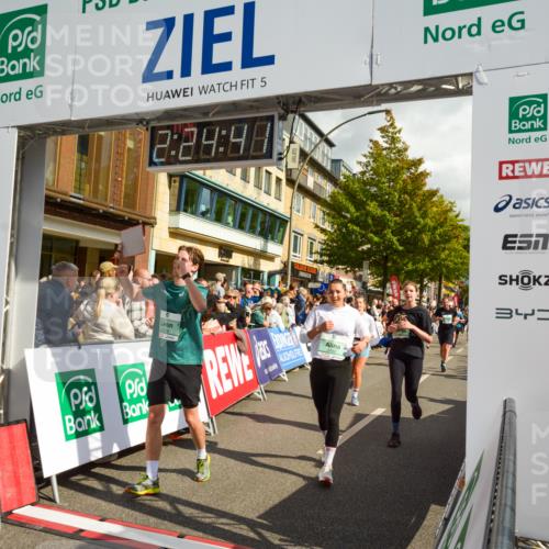20.09.2026 - PSD Bank Halbmarathon LAZAROV Photography http://msf.ph/oto/10557284 20.09.2026 12:24:40 Ziel 1009, 1043, 1161, 1439, 1503, 1644, 1688, 1768, 1832, 1857, 1932, 2083, 2167, 2289, 2442, 3419, 3453, 3533, 4034, 4077, 4332, 4713 meine-sportfotos.de