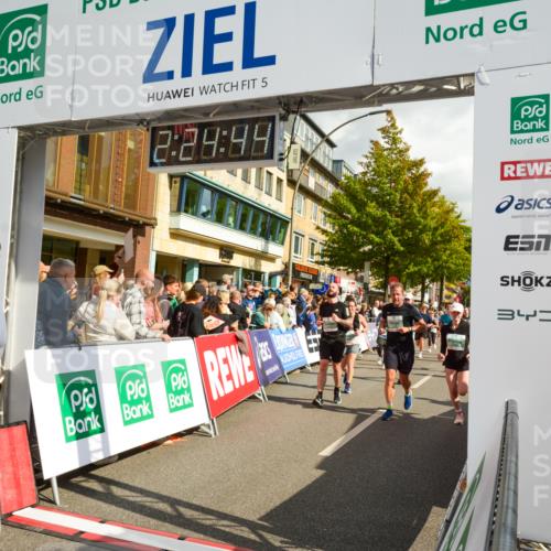 20.09.2026 - PSD Bank Halbmarathon LAZAROV Photography http://msf.ph/oto/10557294 20.09.2026 12:24:43 Ziel 1009, 1033, 1043, 1161, 1242, 1439, 1503, 1644, 1688, 1768, 1857, 1932, 2083, 2167, 2207, 2289, 2442, 2452, 3419, 3453, 3533, 3756, 4034, 4077, 4332 meine-sportfotos.de