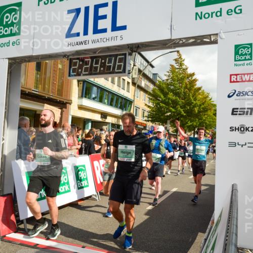 20.09.2026 - PSD Bank Halbmarathon LAZAROV Photography http://msf.ph/oto/10557301 20.09.2026 12:24:45 Ziel 1009, 1033, 1043, 1161, 1242, 1439, 1503, 1644, 1654, 1688, 1768, 1857, 1932, 2083, 2135, 2167, 2207, 2289, 2442, 2452, 2658, 3419, 3453, 3533, 3756, 4034, 4077, 4190, 4332 meine-sportfotos.de
