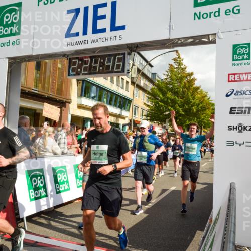 20.09.2026 - PSD Bank Halbmarathon LAZAROV Photography http://msf.ph/oto/10557303 20.09.2026 12:24:46 Ziel 1009, 1033, 1043, 1161, 1242, 1439, 1503, 1644, 1654, 1688, 1768, 1857, 1932, 2083, 2135, 2167, 2207, 2289, 2442, 2452, 2658, 3419, 3453, 3533, 3756, 4034, 4077, 4190, 4332 meine-sportfotos.de