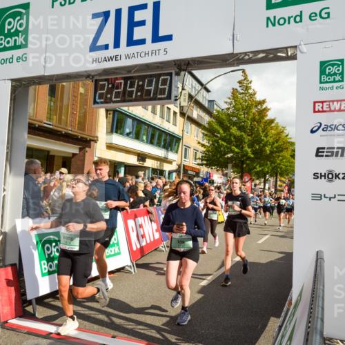 20.09.2026 - PSD Bank Halbmarathon LAZAROV Photography http://msf.ph/oto/10557310 20.09.2026 12:24:48 Ziel 1009, 1033, 1043, 1161, 1242, 1439, 1503, 1633, 1644, 1654, 1688, 1768, 1857, 1932, 2083, 2135, 2167, 2207, 2289, 2328, 2452, 2596, 2658, 2798, 3419, 3453, 3510, 3533, 3756, 4077, 4190, 4332 meine-sportfotos.de