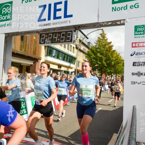20.09.2026 - PSD Bank Halbmarathon LAZAROV Photography http://msf.ph/oto/10557327 20.09.2026 12:24:53 Ziel 1009, 1033, 1043, 1134, 1242, 1439, 1503, 1633, 1654, 1768, 1932, 2083, 2135, 2167, 2207, 2294, 2328, 2452, 2596, 2658, 2798, 3419, 3453, 3510, 3756, 4077, 4190, 4663 meine-sportfotos.de