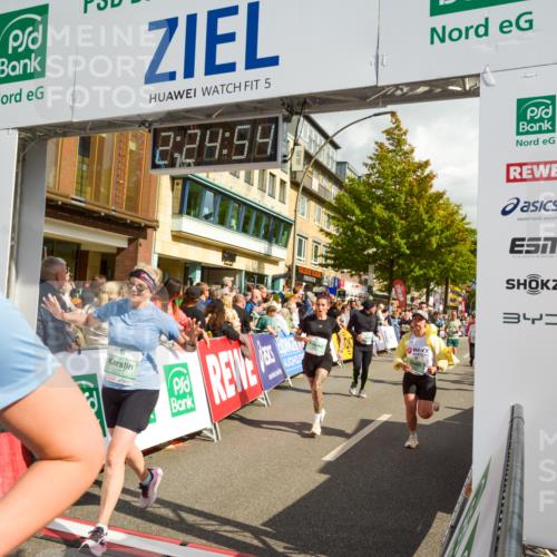 20.09.2026 - PSD Bank Halbmarathon LAZAROV Photography http://msf.ph/oto/10557329 20.09.2026 12:24:53 Ziel 1009, 1033, 1043, 1134, 1242, 1439, 1503, 1633, 1654, 1768, 1932, 2083, 2135, 2167, 2207, 2294, 2328, 2452, 2596, 2658, 2798, 3419, 3453, 3510, 3756, 4077, 4190, 4663 meine-sportfotos.de