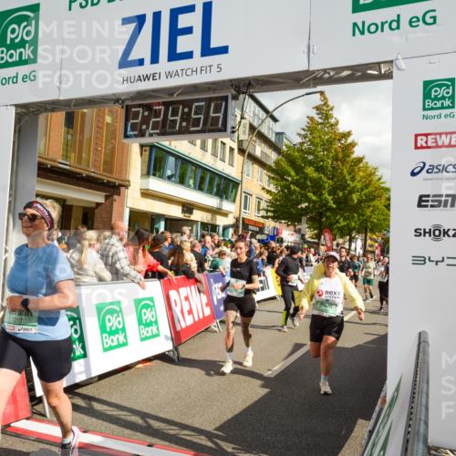 20.09.2026 - PSD Bank Halbmarathon LAZAROV Photography http://msf.ph/oto/10557331 20.09.2026 12:24:54 Ziel 1009, 1033, 1043, 1134, 1242, 1439, 1503, 1633, 1654, 1932, 2083, 2135, 2167, 2207, 2294, 2328, 2452, 2596, 2658, 2798, 3419, 3510, 3756, 4077, 4190, 4663 meine-sportfotos.de