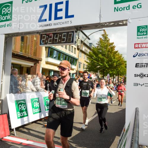 20.09.2026 - PSD Bank Halbmarathon LAZAROV Photography http://msf.ph/oto/10557340 20.09.2026 12:24:56 Ziel 1009, 1033, 1043, 1134, 1242, 1439, 1503, 1633, 1654, 1932, 2135, 2207, 2294, 2328, 2452, 2596, 2658, 2798, 3510, 3756, 4190, 4663 meine-sportfotos.de