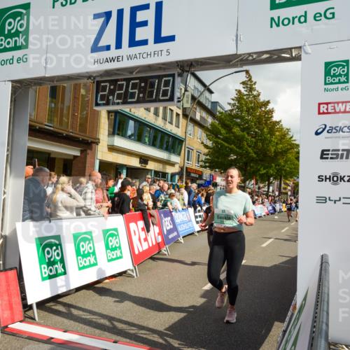 20.09.2026 - PSD Bank Halbmarathon LAZAROV Photography http://msf.ph/oto/10557384 20.09.2026 12:25:17 Ziel 2045, 3061, 3556, 3924, 4725 meine-sportfotos.de