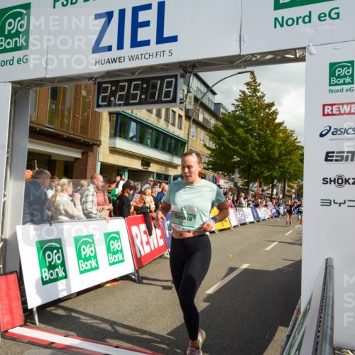 20.09.2026 - PSD Bank Halbmarathon LAZAROV Photography http://msf.ph/oto/10557386 20.09.2026 12:25:18 Ziel 2045, 3061, 3556, 3924, 4725 meine-sportfotos.de