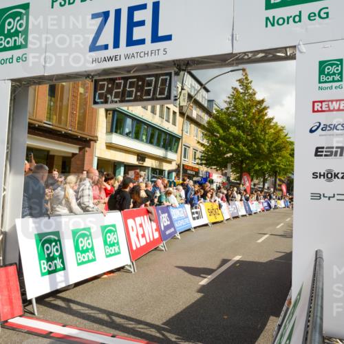 20.09.2026 - PSD Bank Halbmarathon LAZAROV Photography http://msf.ph/oto/10557418 20.09.2026 12:25:29 Ziel 2507, 3242, 4725 meine-sportfotos.de