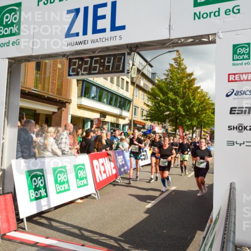 20.09.2026 - PSD Bank Halbmarathon LAZAROV Photography http://msf.ph/oto/10557462 20.09.2026 12:25:41 Ziel 1652, 1798, 2216, 2287, 2507, 2953, 2954, 3242, 3666, 3873, 4749 meine-sportfotos.de