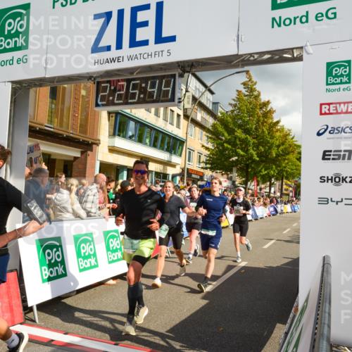 20.09.2026 - PSD Bank Halbmarathon LAZAROV Photography http://msf.ph/oto/10557472 20.09.2026 12:25:43 Ziel 1652, 1798, 2216, 2287, 2507, 2953, 2954, 3242, 3666, 3873, 4749 meine-sportfotos.de