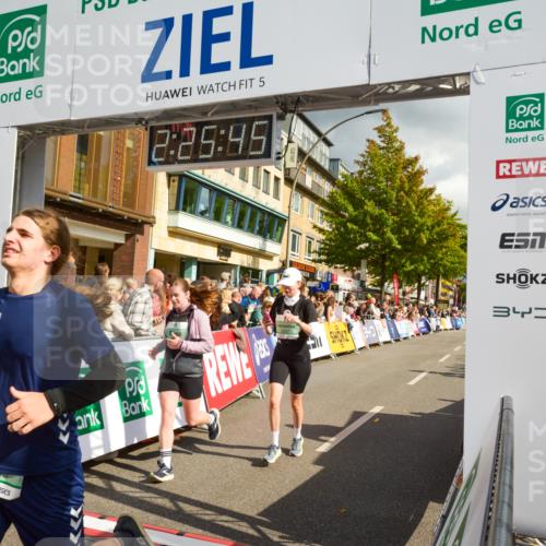 20.09.2026 - PSD Bank Halbmarathon LAZAROV Photography http://msf.ph/oto/10557476 20.09.2026 12:25:45 Ziel 1652, 1798, 2216, 2287, 2507, 2953, 2954, 3242, 3666, 3873, 4390, 4391, 4392, 4749 meine-sportfotos.de