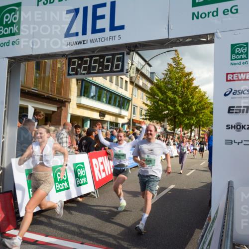 20.09.2026 - PSD Bank Halbmarathon LAZAROV Photography http://msf.ph/oto/10557511 20.09.2026 12:25:56 Ziel 1259, 2824, 3900, 4390, 4391, 4392, 4588 meine-sportfotos.de