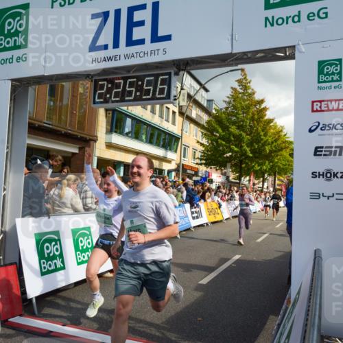 20.09.2026 - PSD Bank Halbmarathon LAZAROV Photography http://msf.ph/oto/10557513 20.09.2026 12:25:56 Ziel 1259, 2824, 3900, 4390, 4391, 4392, 4588 meine-sportfotos.de