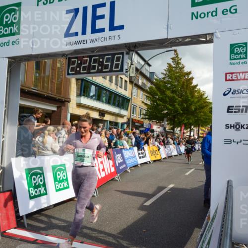 20.09.2026 - PSD Bank Halbmarathon LAZAROV Photography http://msf.ph/oto/10557517 20.09.2026 12:25:58 Ziel 1259, 1914, 2824, 3900, 4390, 4391, 4392, 4588, 4736 meine-sportfotos.de