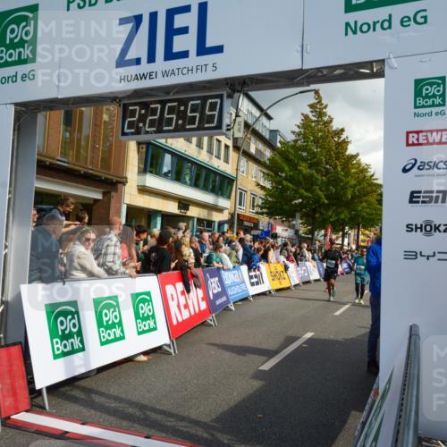 20.09.2026 - PSD Bank Halbmarathon LAZAROV Photography http://msf.ph/oto/10557522 20.09.2026 12:25:58 Ziel 1259, 1914, 2824, 3900, 4390, 4391, 4392, 4588, 4736 meine-sportfotos.de