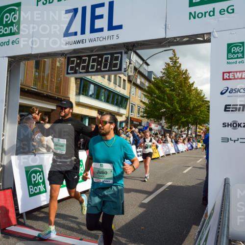 20.09.2026 - PSD Bank Halbmarathon LAZAROV Photography http://msf.ph/oto/10557524 20.09.2026 12:26:02 Ziel 1259, 1754, 1914, 2477, 2824, 3900, 4390, 4391, 4392, 4588, 4736 meine-sportfotos.de