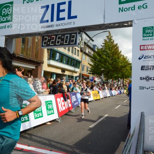 20.09.2026 - PSD Bank Halbmarathon LAZAROV Photography http://msf.ph/oto/10557527 20.09.2026 12:26:03 Ziel 1259, 1754, 1914, 2477, 2824, 3900, 4588, 4736 meine-sportfotos.de