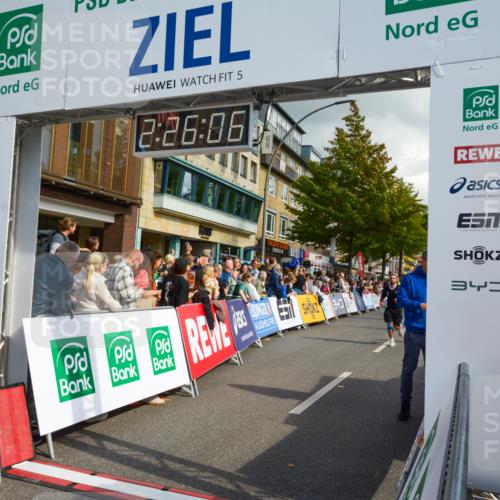 20.09.2026 - PSD Bank Halbmarathon LAZAROV Photography http://msf.ph/oto/10557536 20.09.2026 12:26:06 Ziel 1259, 1477, 1754, 1807, 1914, 2477, 2824, 3900, 4736 meine-sportfotos.de