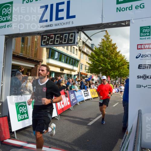 20.09.2026 - PSD Bank Halbmarathon LAZAROV Photography http://msf.ph/oto/10557538 20.09.2026 12:26:09 Ziel 1259, 1477, 1754, 1807, 1914, 2477, 2824, 3693, 3694, 4192, 4736 meine-sportfotos.de