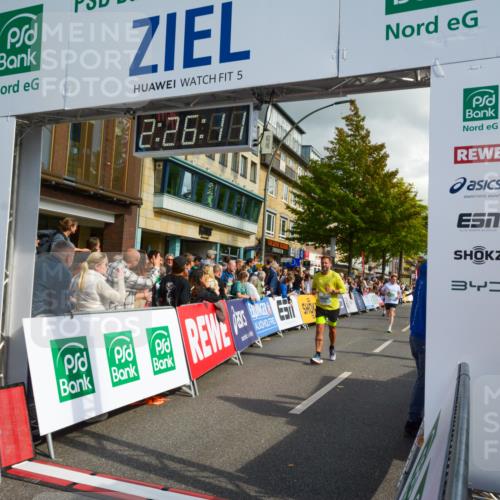 20.09.2026 - PSD Bank Halbmarathon LAZAROV Photography http://msf.ph/oto/10557547 20.09.2026 12:26:11 Ziel 1202, 1259, 1477, 1754, 1807, 1914, 2477, 3693, 3694, 4192, 4736 meine-sportfotos.de