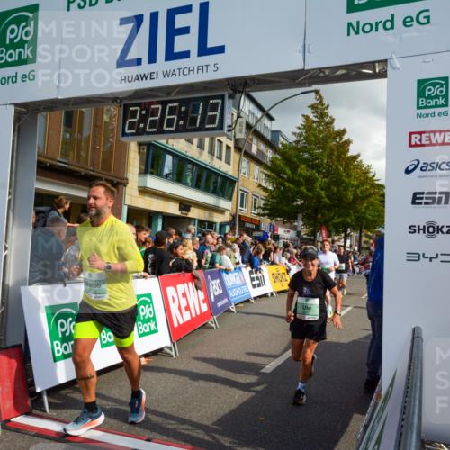 20.09.2026 - PSD Bank Halbmarathon LAZAROV Photography http://msf.ph/oto/10557549 20.09.2026 12:26:13 Ziel 1202, 1477, 1754, 1807, 1914, 2477, 3693, 3694, 4192, 4216, 4736 meine-sportfotos.de