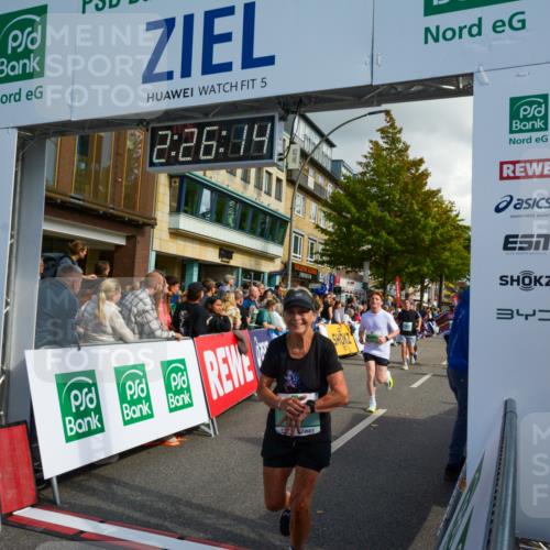 20.09.2026 - PSD Bank Halbmarathon LAZAROV Photography http://msf.ph/oto/10557553 20.09.2026 12:26:13 Ziel 1202, 1477, 1754, 1807, 1914, 2477, 3693, 3694, 4192, 4216, 4736 meine-sportfotos.de