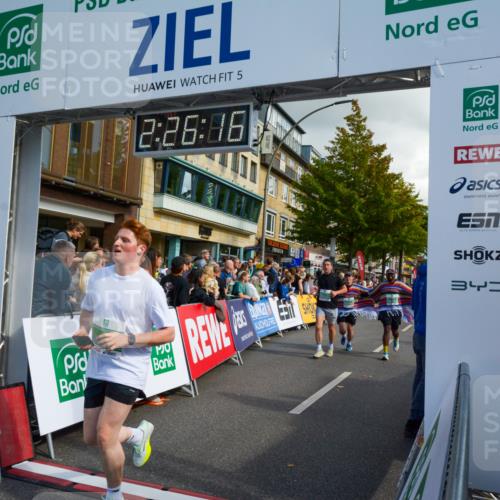 20.09.2026 - PSD Bank Halbmarathon LAZAROV Photography http://msf.ph/oto/10557556 20.09.2026 12:26:15 Ziel 1202, 1477, 1754, 1807, 1914, 2477, 3693, 3694, 4192, 4216, 4736 meine-sportfotos.de