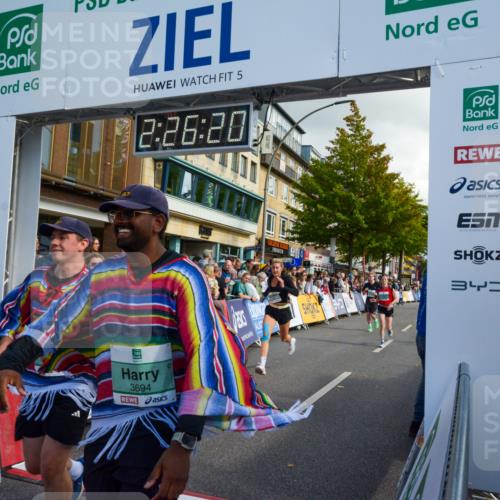 20.09.2026 - PSD Bank Halbmarathon LAZAROV Photography http://msf.ph/oto/10557567 20.09.2026 12:26:19 Ziel 1202, 1477, 1754, 1807, 2477, 3693, 3694, 4192, 4216 meine-sportfotos.de
